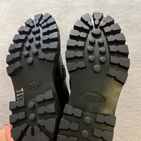 Tod’s boots size 8 brand new never worn - Picture 3 of 5